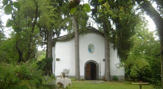 Априлски манастир "Св. Троица"