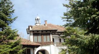 Устремски манастир "Света Троица"