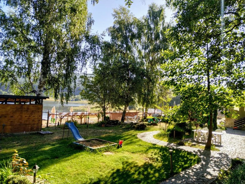 Вилно селище Иструм парк - язовир Искър, Община София