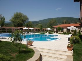 Хотел Домейн Пещера