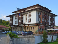 Hotel Eleni Palas