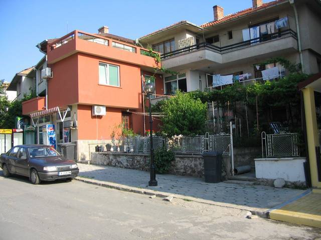 Open gallery