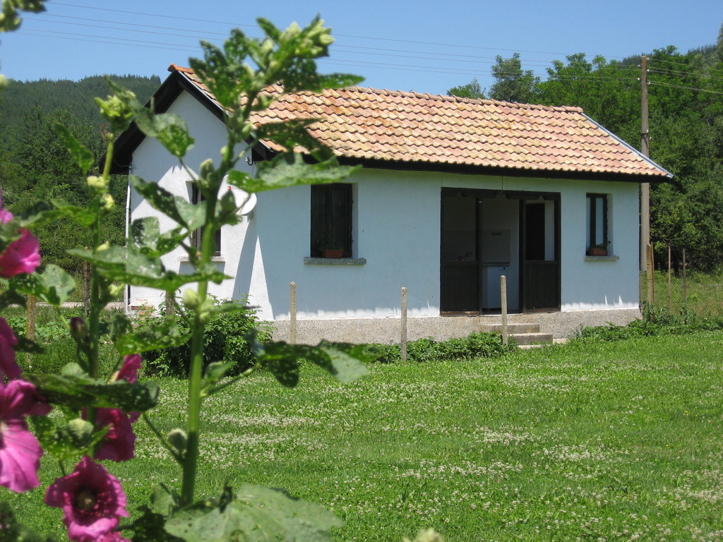 Вилно селище Лъки - село Долни Марян, Община Елена