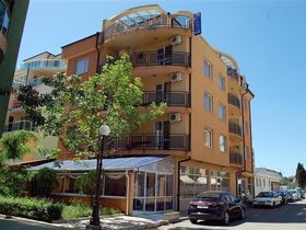 Семеен хотел Диана