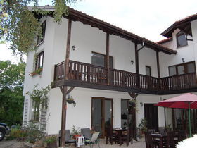 Къща за гости Ела