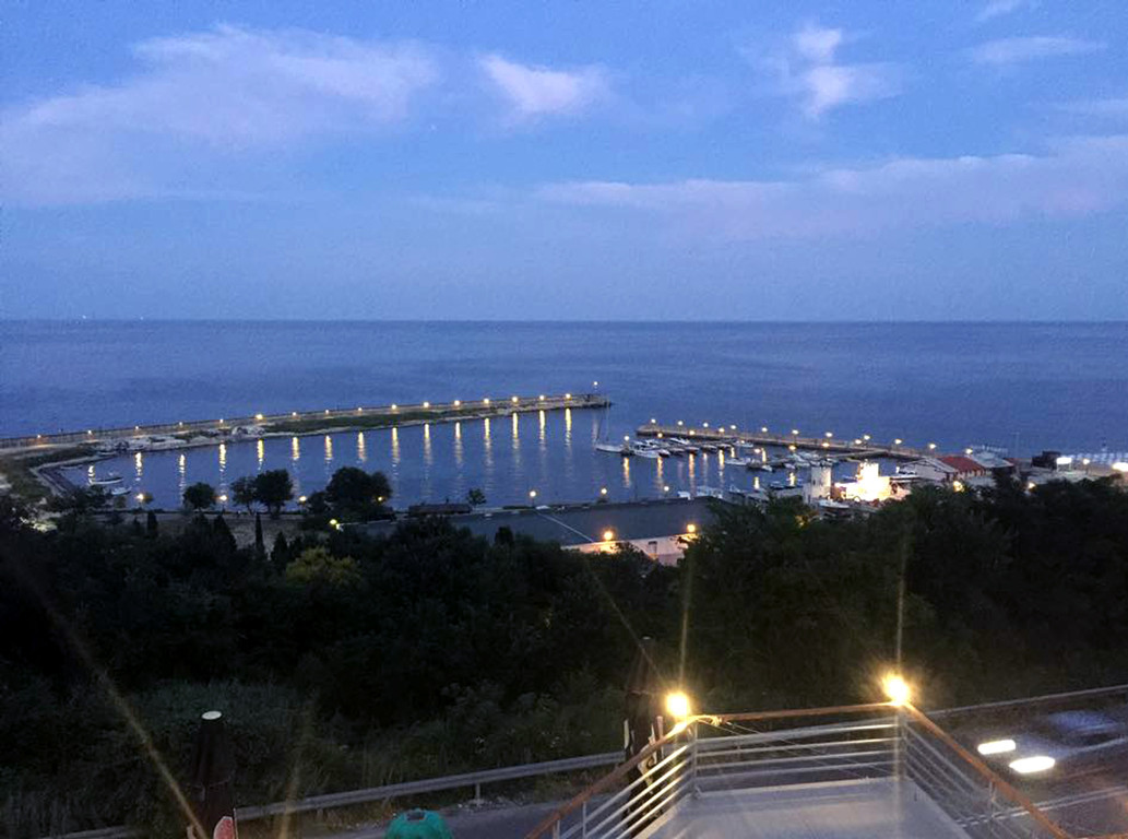 Вила Джаки - курортен комплекс Златни пясъци, Община Варна