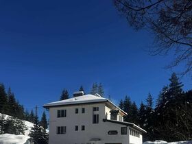 Guest house Kutela