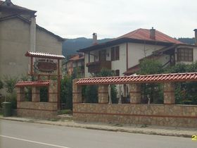 Къща за гости Добрикова