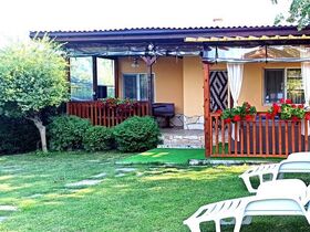 Villa Deni