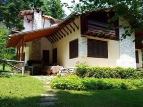 Вила Язовир Батак