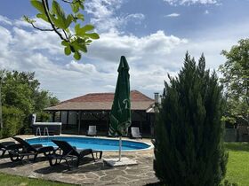Guest house Vila Smokinya