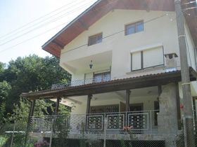 Guest house Dobrevi