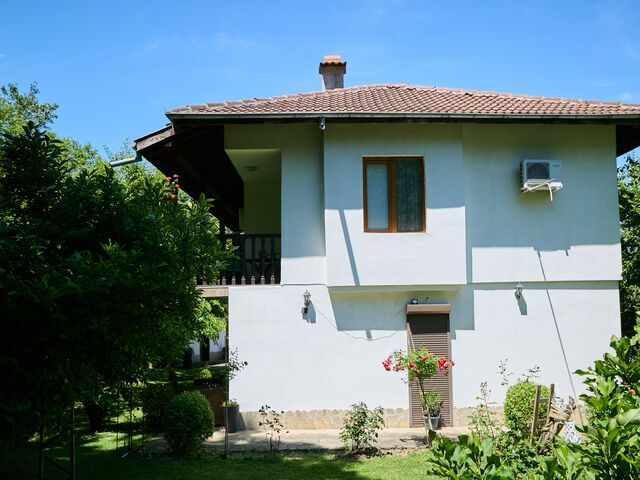 Open gallery