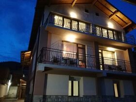 Къща за гости Генчеви