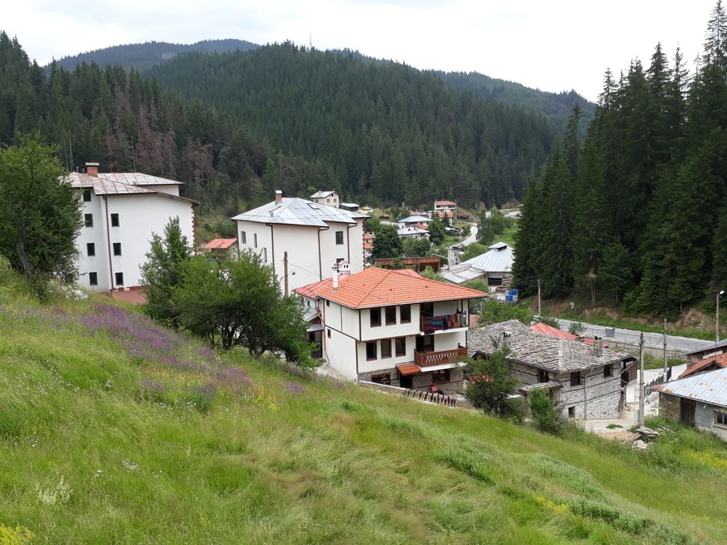 Къща за гости Начовата къща - село Стойките, Община Смолян