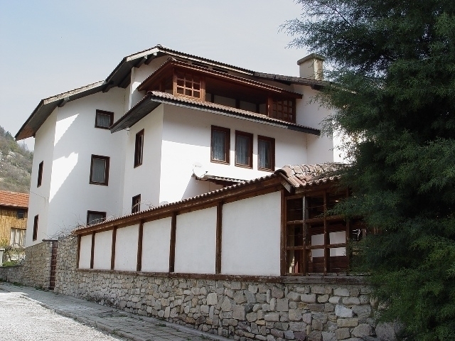Open gallery