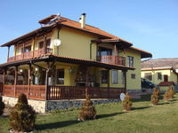 Villa Lyastoviche Gnezdo