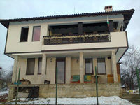 House for rent Irini