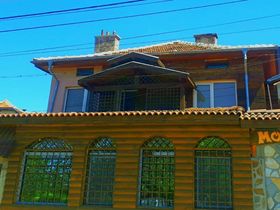 House for rent Momina Salza