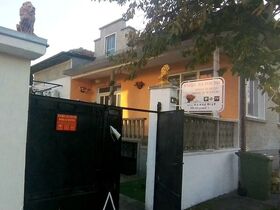 House for rent Rose &amp; Water