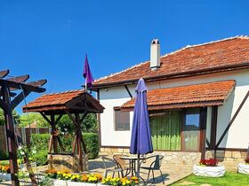 Къща под наем Болярската къща