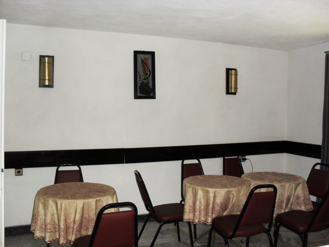 Open gallery