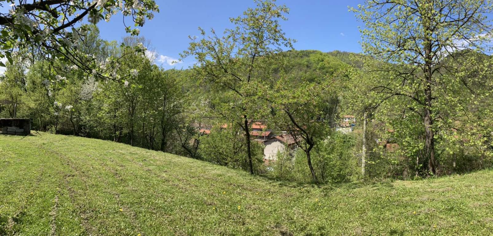 Къща за гости Черни Осъм - село Черни Осъм, Община Троян