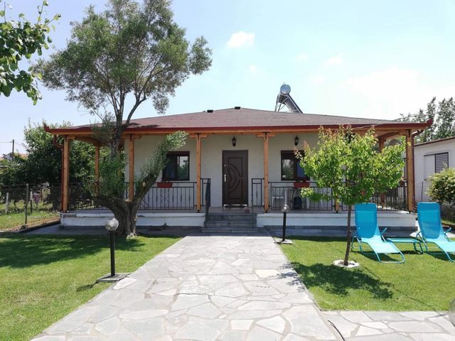 Open gallery