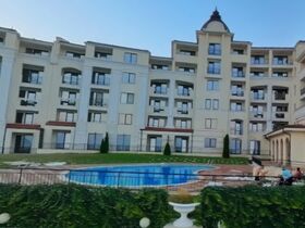 Апартамент под наем Поемия