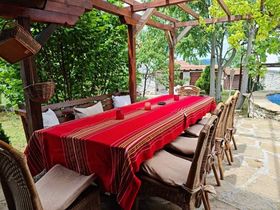 Вили под наем Белите Манастири