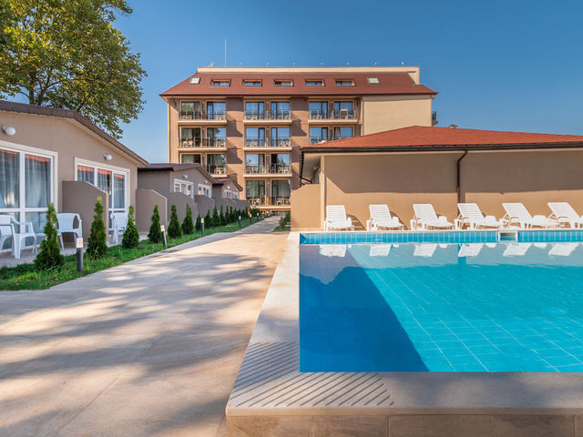 Holiday Village Veramar Beach Villas - Village Kranevo - Balchik