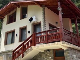 Villa for rent Kapriz