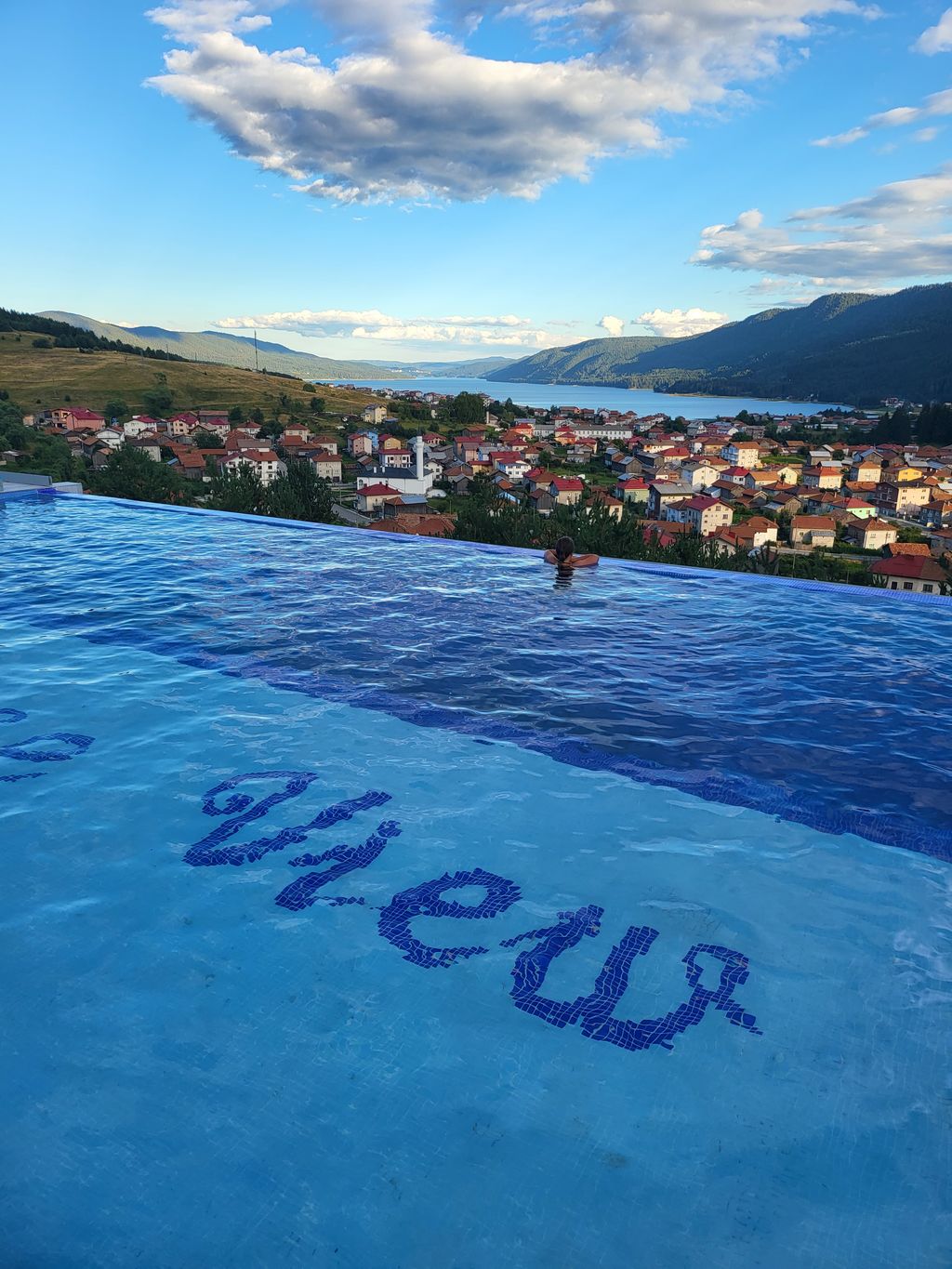 Вили под наем Paradise View - град Сърница, Област Пазарджик