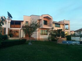 House for rent Rezidentsiya Via Pontika