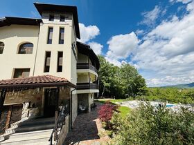 Guest house Kaza Mariya