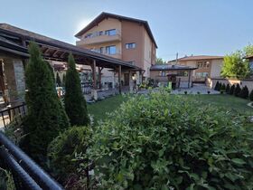 Къща за гости Пелеви