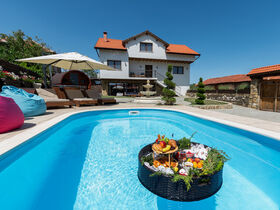 Guest house Kakrina Hils