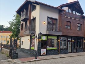 Family hotel Enika