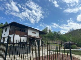 House for rent Stariya Hana