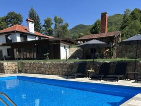 Къща под наем Люртови