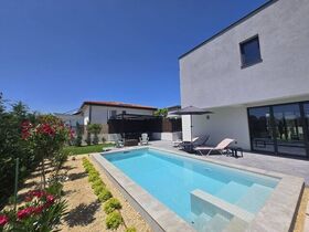 Villa for rent Ametist