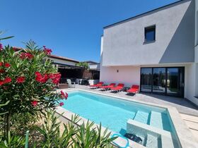 Guest house Amethyst