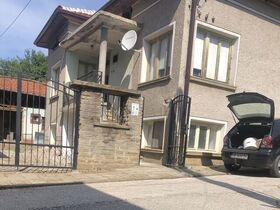 House for rent Lomets