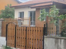 House for rent Memoris