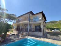 Къща под наем Ди-Ми