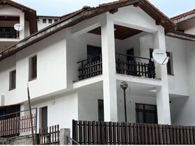 Villa Villa Four Seasons