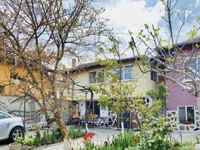 Къща под наем Дима