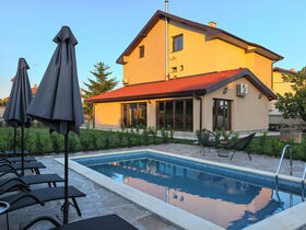 Къща за гости Радеви