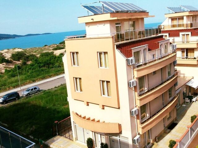 Отвори галерията