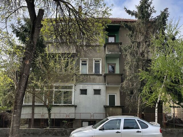 Отвори галерията